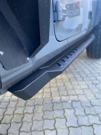 GRANITE SERIES™ ROCK RAILS / Steps / Sliders - for Wrangler 4DR JLU by Bestop