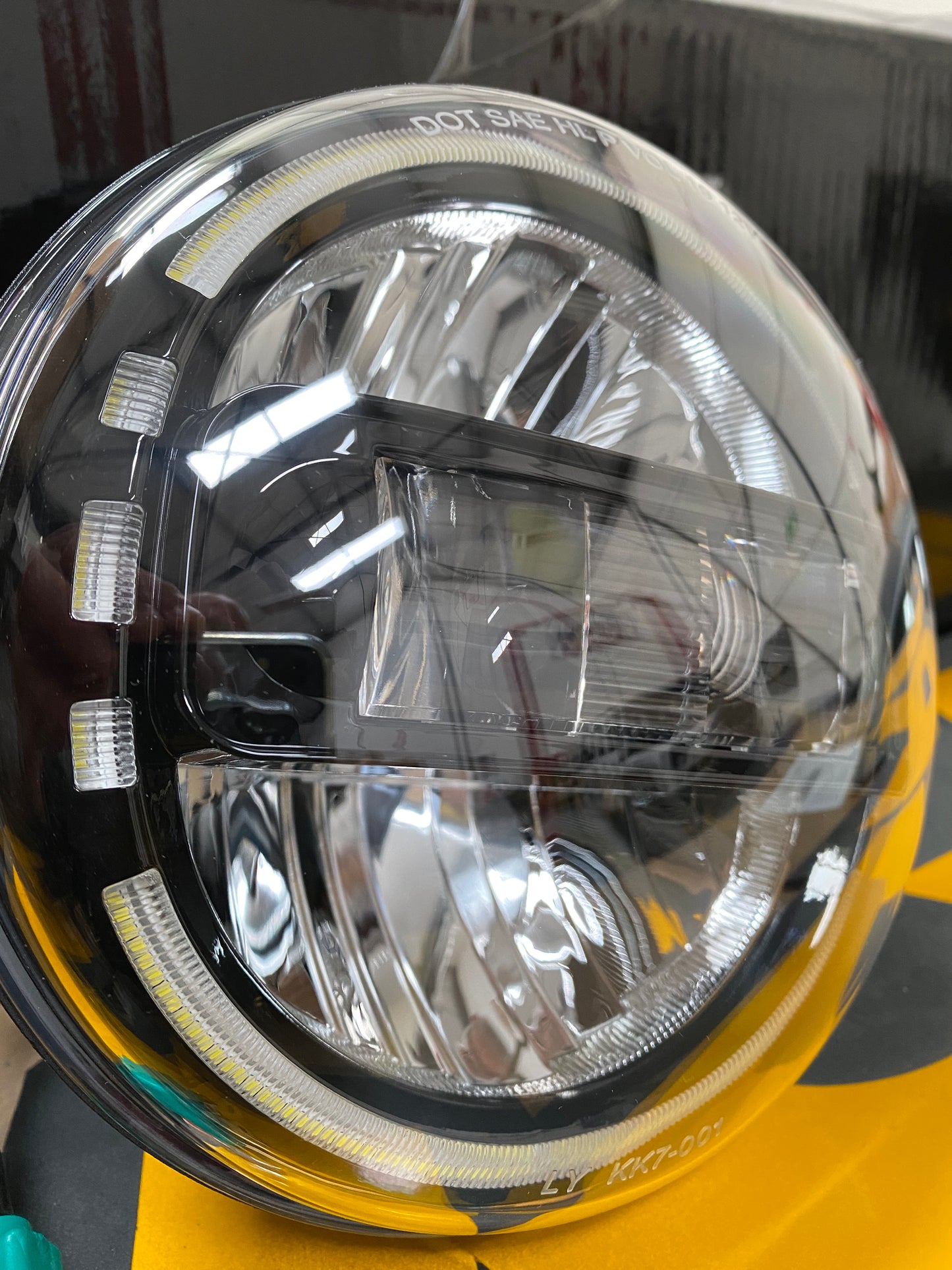 LED Headlights 'KONG JL-Style' with DRL for Wrangler JK JKU TJ (pair) A+ 'Philips' LED